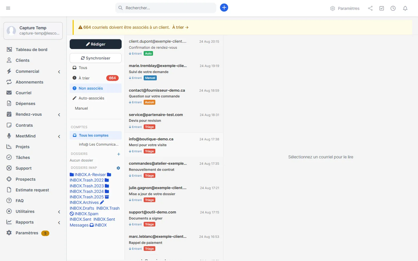 Liste de messages montrant les pastilles Auto, Manuel, Aucun et Triage